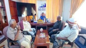 رئيس انتقالي تريم يتفقد إدارة الاتصالات في المديرية