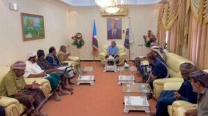 الكثيري يستقبل وجهاء قبيلة آل باتيس بسيئون ويؤكد أهمية توحيد الصف الحضرمي