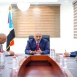 الرئيس الزُبيدي يتفقد جاهزية وزارة الاتصالات وتقنية المعلومات ويؤكد أهمية تطوير القطاع