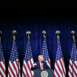 ترامب يتحدث عن “فترة إدارة واشنطن لفنزويلا”.. ومصير النفط