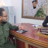 خلال لقائه بقائد حراسة المنشآت بالمديرية..  مدير عام المنصورة يشدد على ضرورة تثبيت دعائم الأمن والإستقرار والحفاظ على الممتلكات