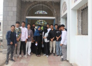 طلاب كلية العلوم الإدارية والإنسانية بالجامعة الألمانية الدولية ينفذون نزول إنساني إلى دار رعاية العجزة والمسنين بعدن