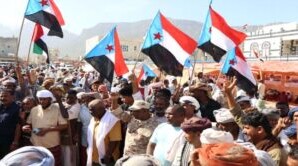 احتشاد جماهيري واسع في ساحة الاعتصام بسقطرى يؤكد التمسك بالمطالب الجنوبية