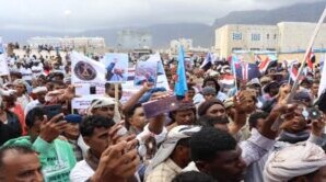 حشود جماهيرية حاشدة في سقطرى تجدد التفويض للرئيس الزُبيدي والمجلس الانتقالي الجنوبي