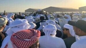 بالصور .. تشييع جثمان الرئيس علي سالم البيض إلى مقبرة بني ياس