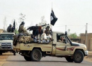 استراتيجية “التفوق الشامل”.. ترامب يغير قواعد الحرب على القاعدة في اليمن