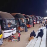 تكدس مئات المسافرين في العبر بانتظار العبور إلى منفذ الوديعة