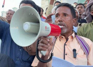 سيئون.. قوات “درع الوطن” تداهم منزل “بن شعبان” وتقتاده لجهة مجهولة وسط غضب شعبي عارم