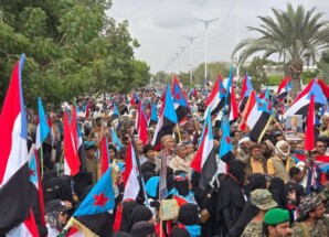 بدء توافد الجماهير في زنجبار للمشاركة في مليونية “الثبات والوفاء” بمحافظة أبين