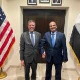 اللواء شلال شايع يبحث مع سفير الولايات المتحدة تعزيز التعاون في مكافحة الإرهاب