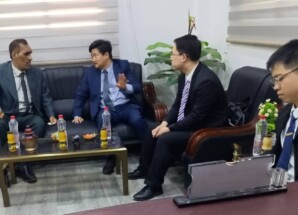 كلية اللغات والترجمة بجامعة عدن تستعد لافتتاح مركز دولي لاختبارات الكفاءة في اللغة الصينية