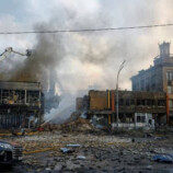 روسيا تشن هجمات جديدة بالصواريخ والمسيّرات على كييف وخاركيف