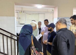 تدشين المخيم الطبي المجاني في مجمع القطيع الصحي بمديرية صيرة