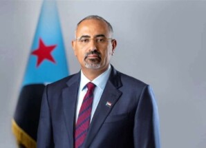 الرئيس الزُبيدي يُعزَّي في وفاة المناضل الجسور أنور إسماعيل