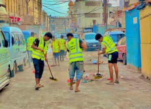 مبادرة لتنظيف شوارع وأحياء مديرية صيرة بعدن بدعم من السلطة المحلية