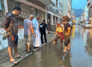 مبجر وبن جرادي يطّلعان على مواقع تصريف مياه الامطار وازالة الاضرار عقب الامطار التي شهدتها المديرية