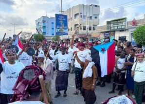 حضرموت.. أعلام الجنوب وصور الزُبيدي تزين فعاليات المطلع السنوي بحي عقل في باعوين بالشحر