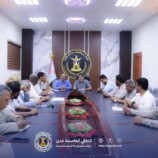انتقالي العاصمة عدن يجدد مطالبته بفتح المقرات ويستعرض سير العمل في إداراته ومديرياته