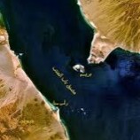 تصعيد خطير.. إيران تلمح لاستخدام الحوثيين لإغلاق باب المندب