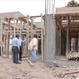 مدير عام خورمكسر يطّلع على تقدم العمل في مشروع فصول جديدة بثانوية عبدالباري للبنات