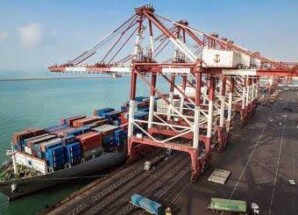 أمريكا تبدأ الحصار على الموانئ الإيرانية لتحرير “هرمز”