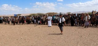 مدير أمن أبين يقود صلحاً قبلياً ينهي قضية إصابة بالخطأ في المحفد