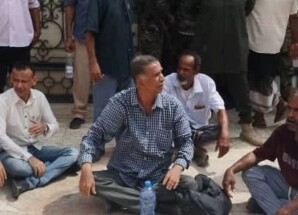 إصابة رئيس نقابة عمال الجنوب خلال اقتحام مقر النقابة في المعلا