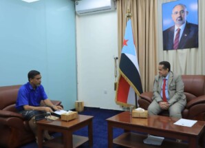 الأمين العام يطّلع على سير عمل الهيئة التنفيذية المساعدة لانتقالي وادي وصحراء حضرموت