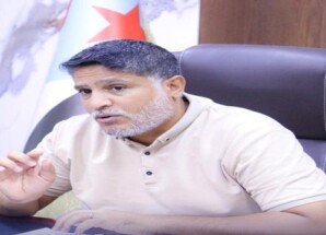 الزامكي يُعزي آل العيسي في وفاة الشيخ عيدروس صالح العيسي