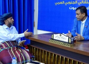 التميمي يلتقي رئيس كتلة أعضاء الجمعية الوطنية بوادي وصحراء حضرموت لمناقشة تحضيرات مليونية 14 أكتوبر بسيئون