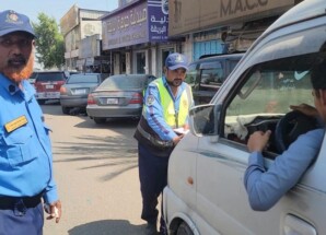 تواصل حملة ضبط السيارات المخالفة في البريقة