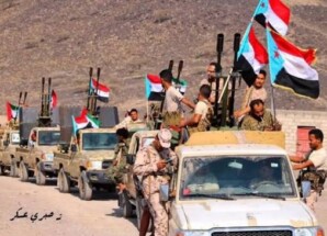 محافظ لحج يدعو قادة المحاور والأولوية والوحدات العسكرية ورجال القبائل إلى رفع مستوى الجاهزية القتالية وجمع القوات لمساندة جبهات الصبيحة وباقي الجبهات